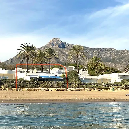 Beachfront , Central, Quiet, Parking, Pool * Marbella