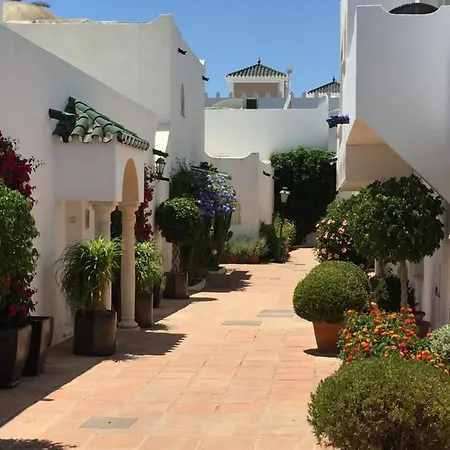 Beachfront , Central, Quiet, Parking, Pool Villa *