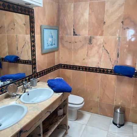 Beachfront , Central, Quiet, Parking, Pool Villa